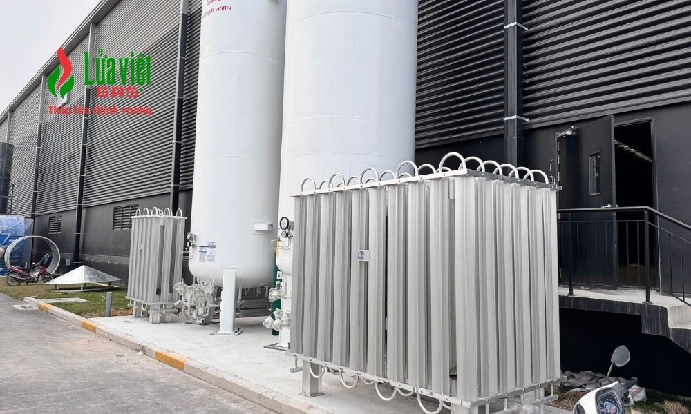 Hệ thống khí hỗ trợ sản xuất tự động hóa như thế nào?